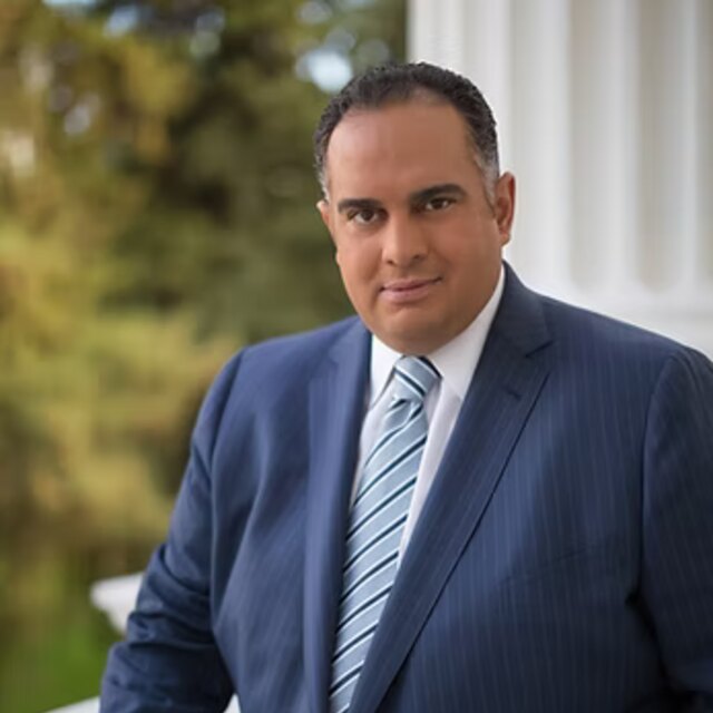 Hon. John Pérez